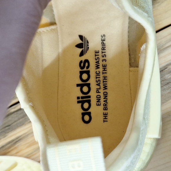 Adidas shoes - Picture 6 of 7